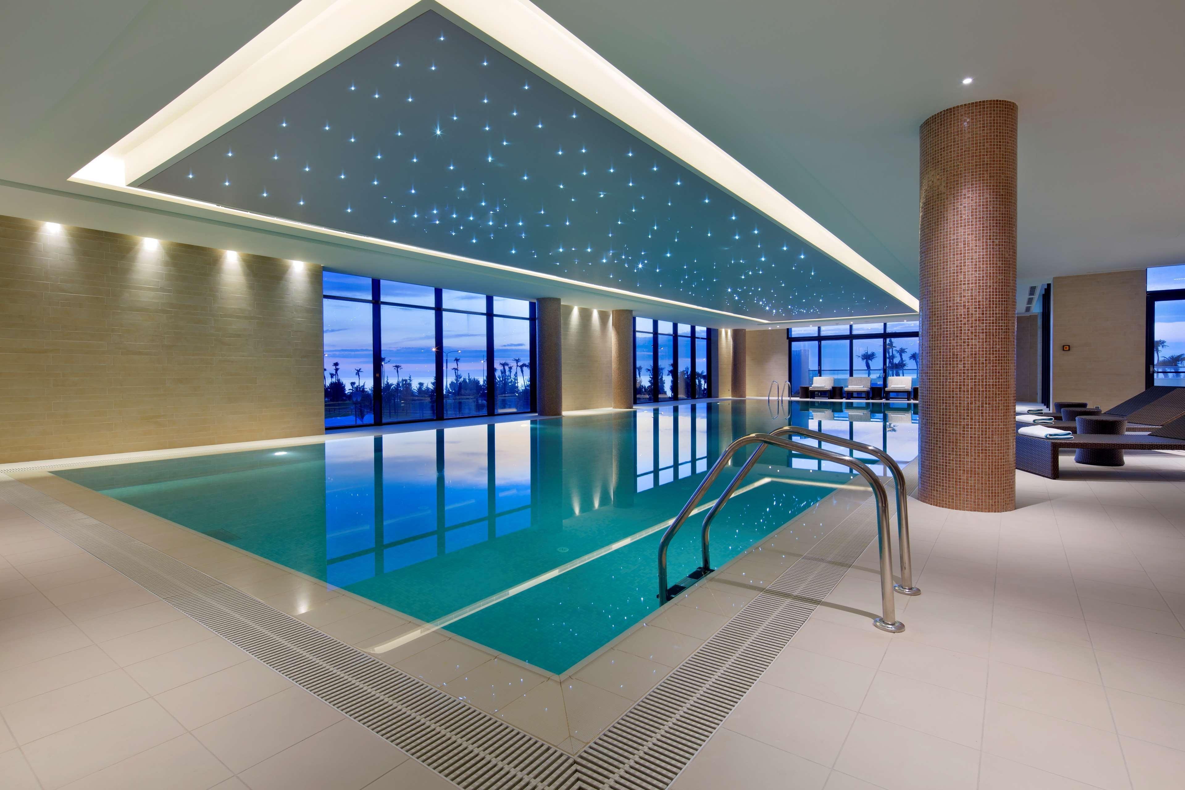 Hilton Batumi Hotel Bagian luar foto The pool at the Westin Palace, Brussels