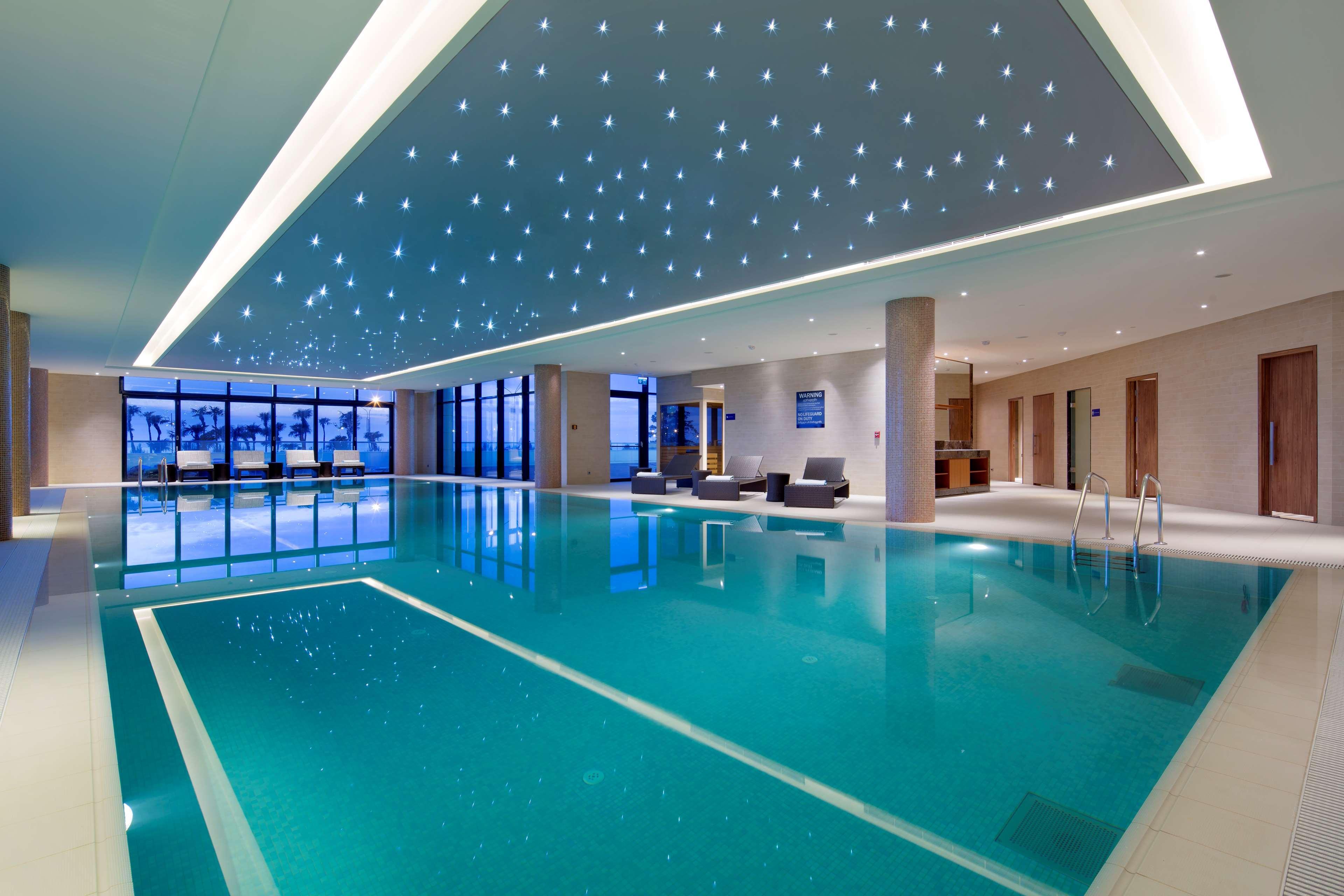 Hilton Batumi Hotel Bagian luar foto The pool at the InterContinental Budapest