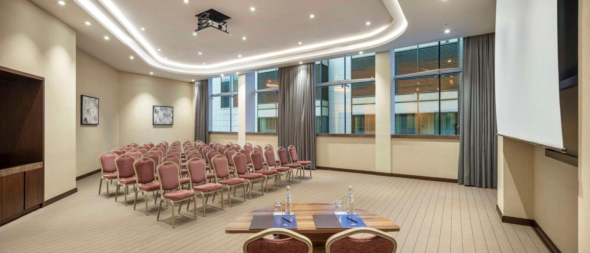Hilton Batumi Hotel Bagian luar foto Meeting room