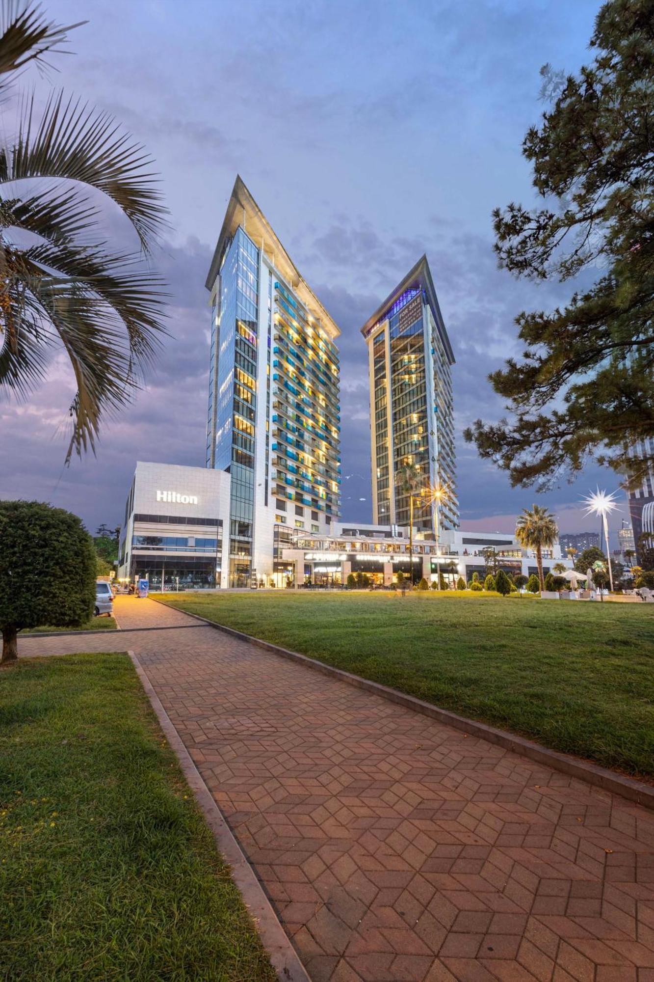 Hilton Batumi Hotel Bagian luar foto Hilton İzmir