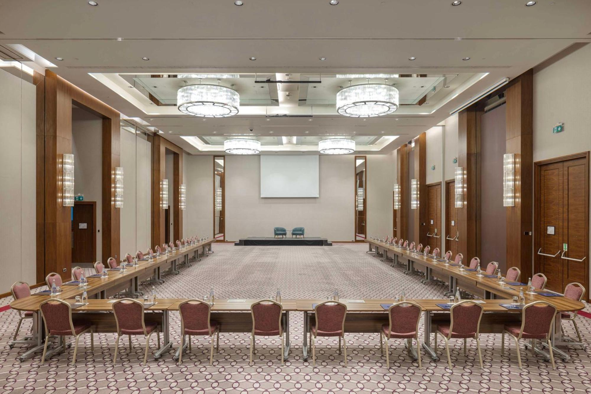 Hilton Batumi Hotel Bagian luar foto The main conference room