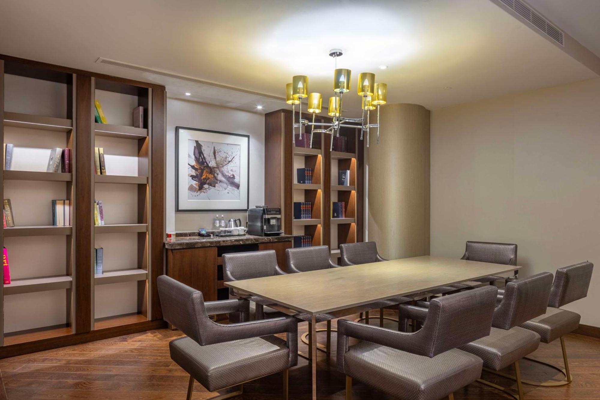 Hilton Batumi Hotel Bagian luar foto Library at The Westin Palace, Madrid